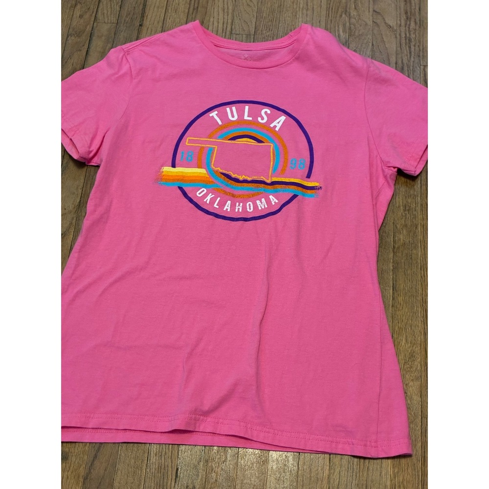 Point Tulsa Oklahoma Graphic T-Shirt Pink Retro Sunset State Outline Large